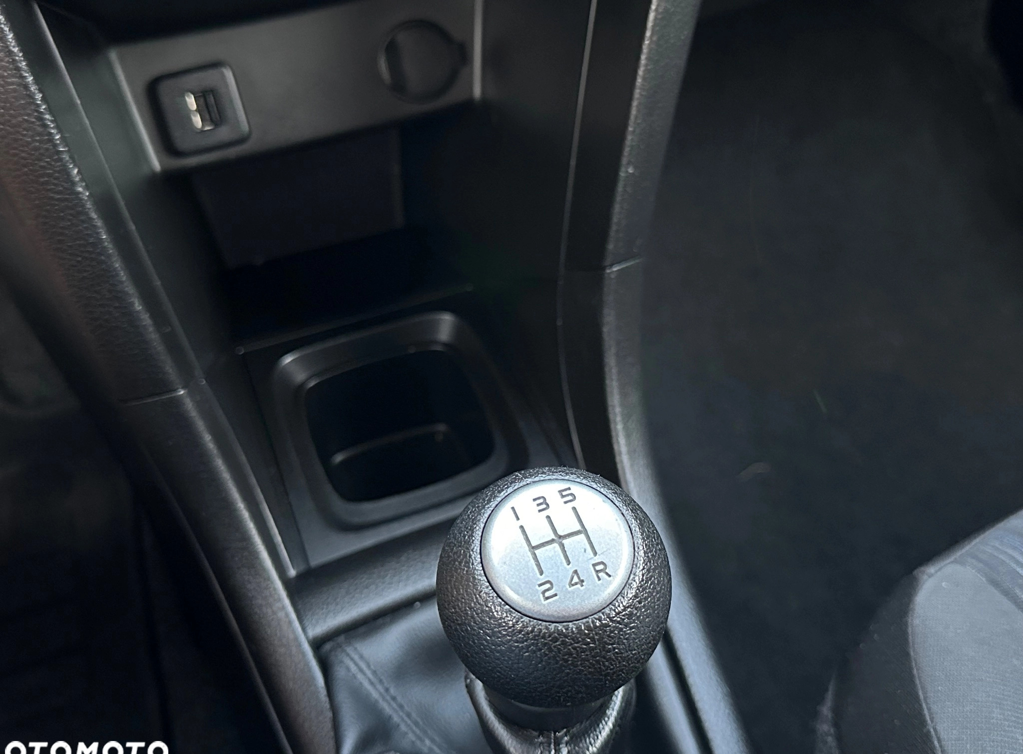 Suzuki Swift cena 25999 przebieg: 143000, rok produkcji 2014 z Czaplinek małe 154